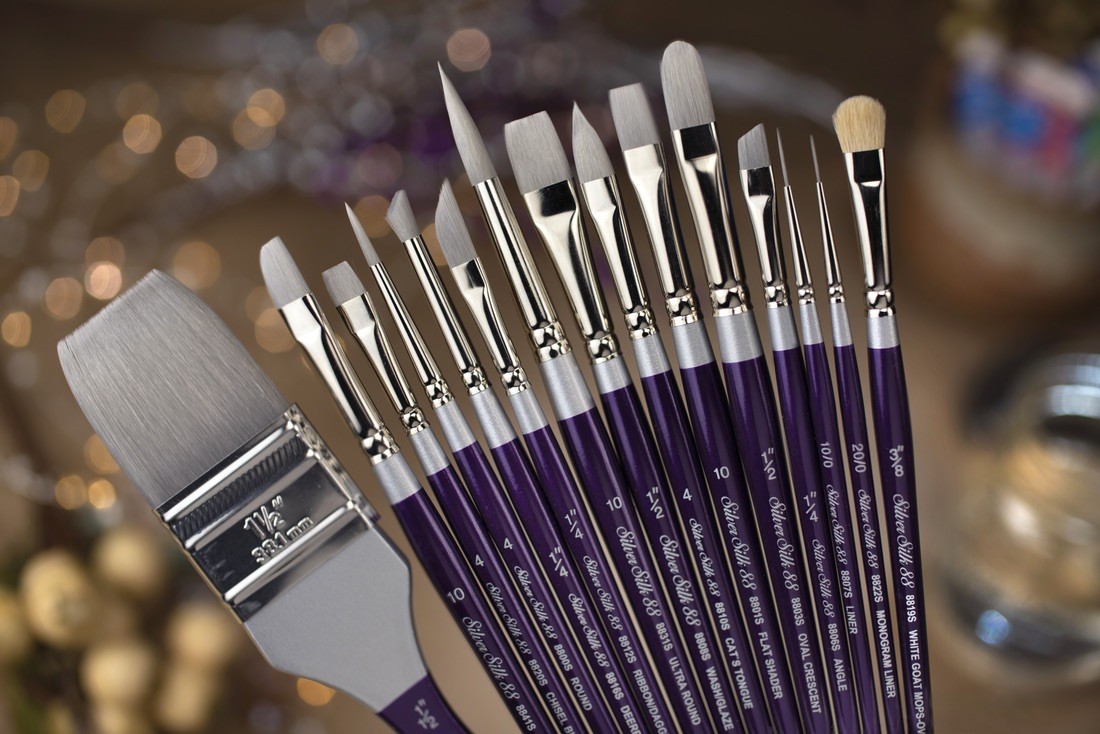 Silver Brush Limited SI-1808S 8-Piece Silver Stencil Brush Set