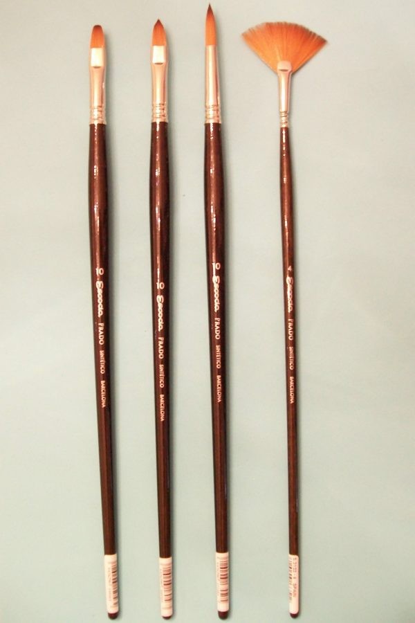 Escoda Prado Synthetic Sable Long Handle